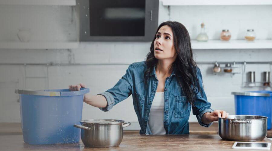 Why choose water damage restoration service for commercial flood cleanup in Santee